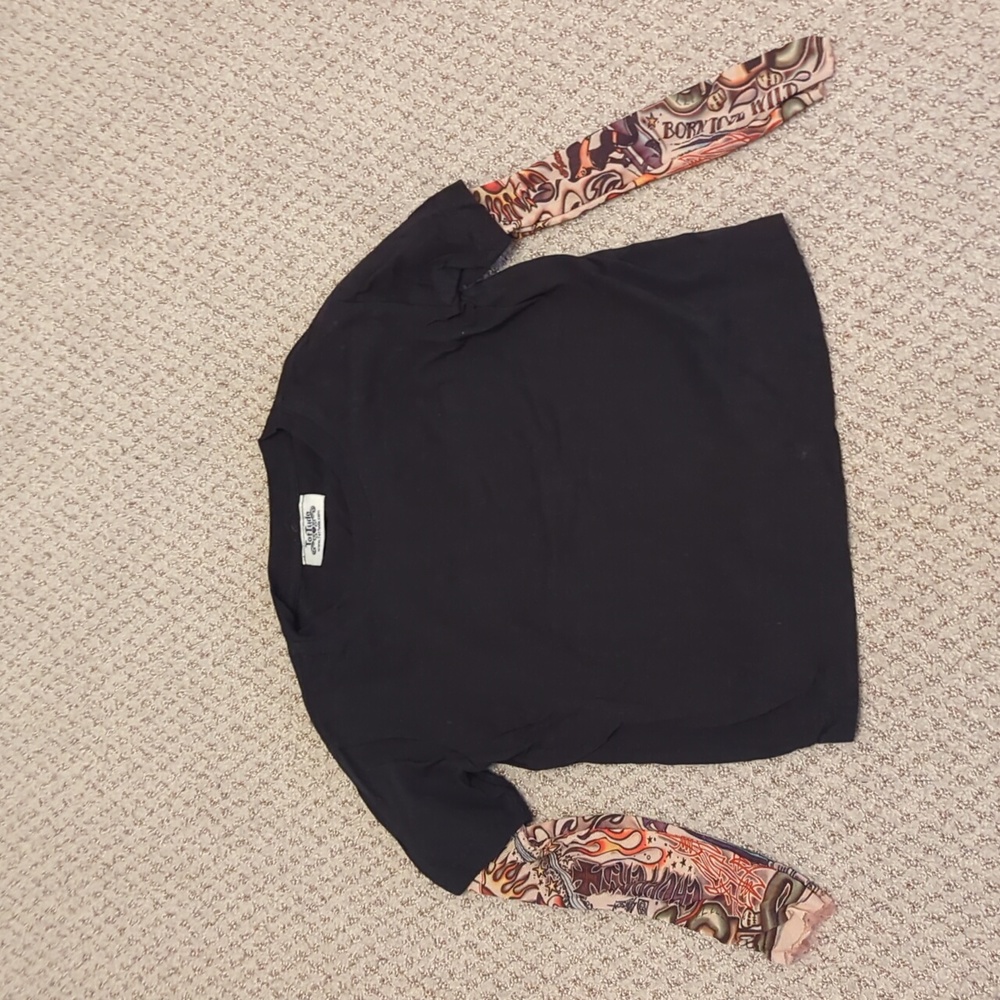 Boys long sleeve tattoo replica long sleeve shirt size 5t